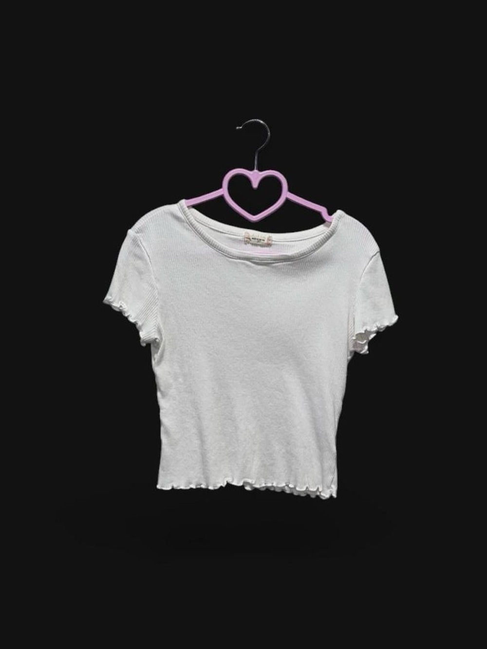 Altar'd State baby teeโ- White Ribbed Lettuce-Edge Short Sleeve Top